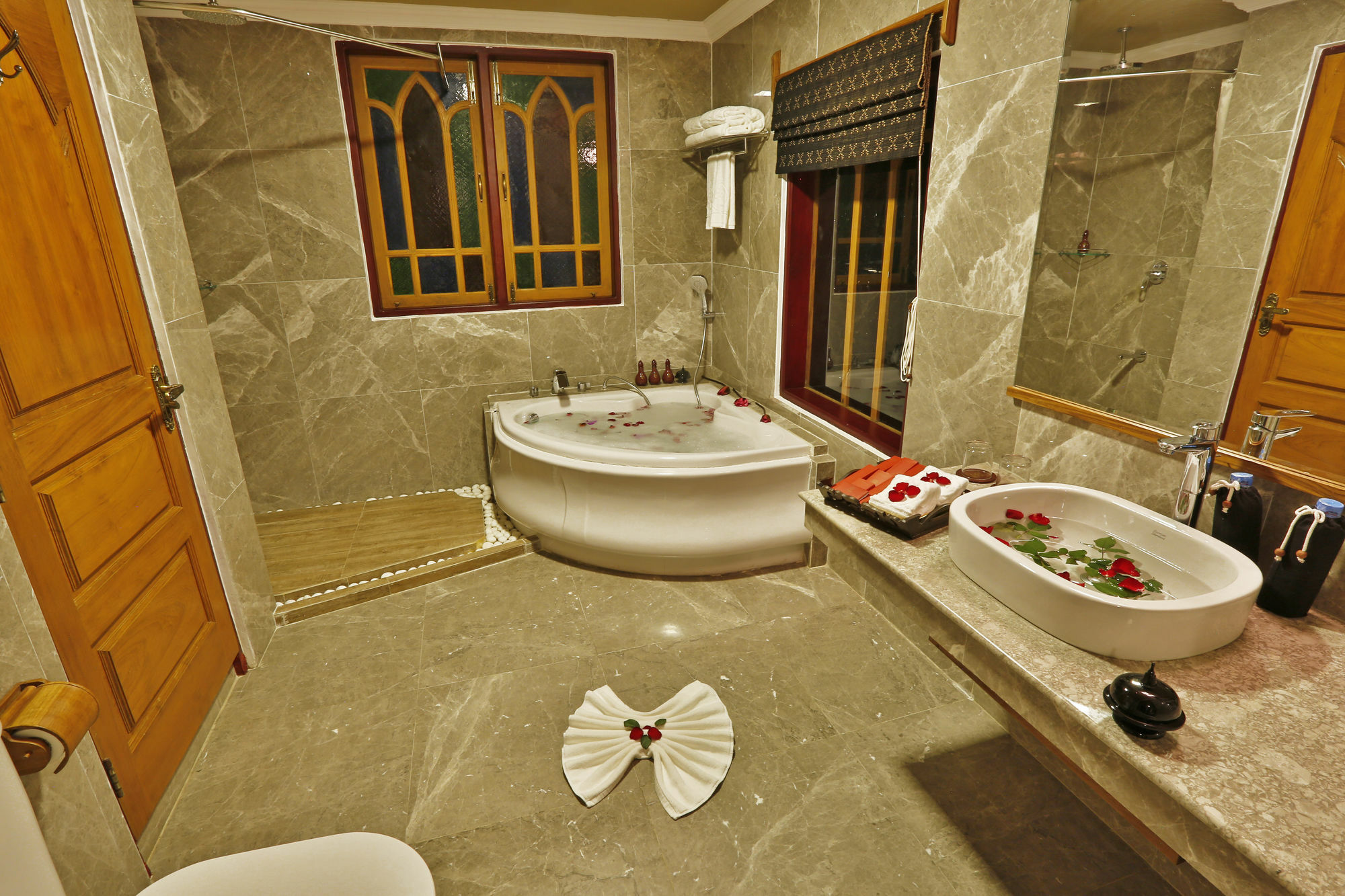 Ananta Inlay Resort Nyaung Shwe Ngoại thất bức ảnh